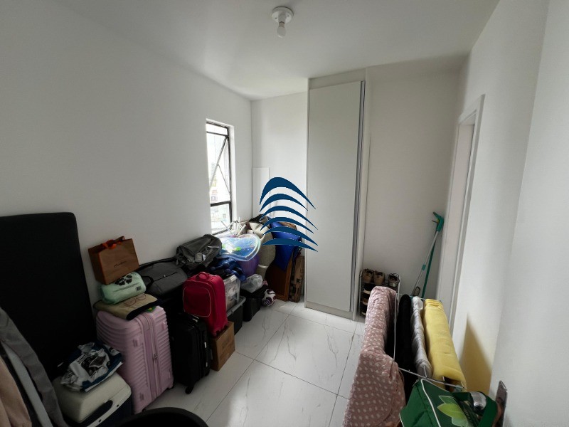 Apartamento à venda com 3 quartos, 200m² - Foto 6