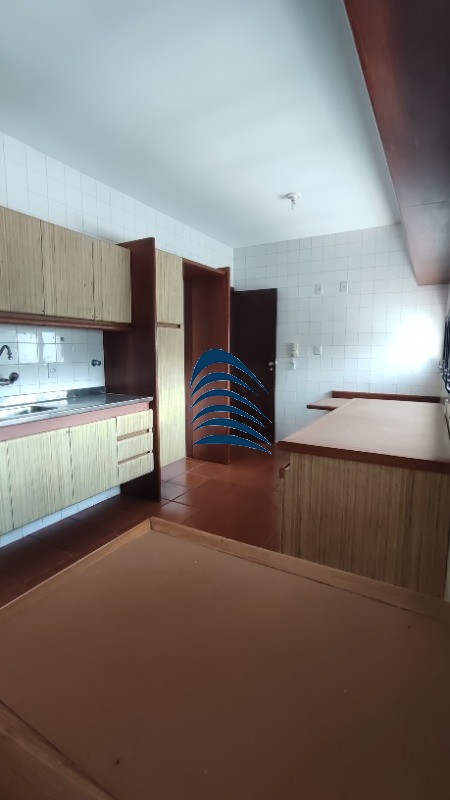 Apartamento à venda com 4 quartos, 211m² - Foto 10