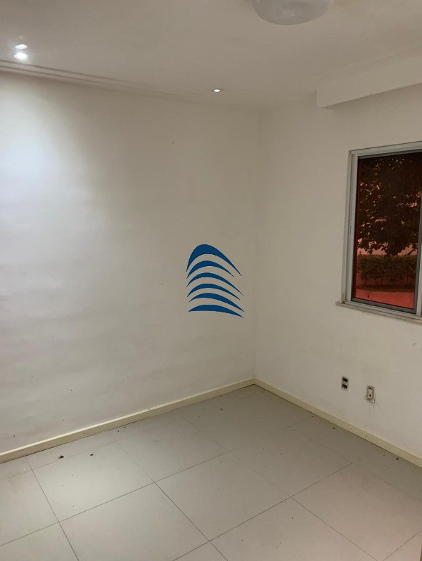 Apartamento à venda com 3 quartos, 81m² - Foto 4