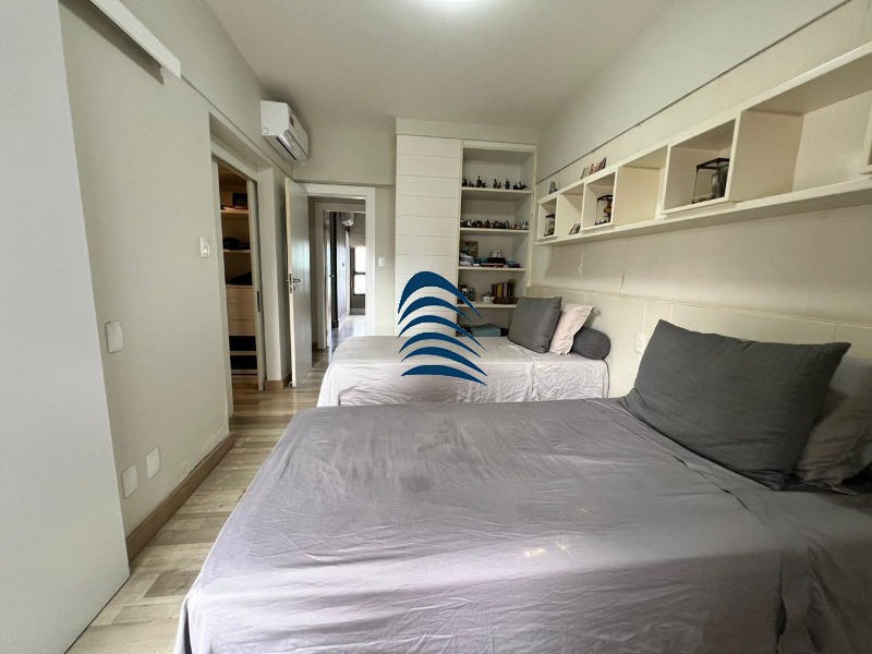 Apartamento à venda com 3 quartos, 228m² - Foto 15