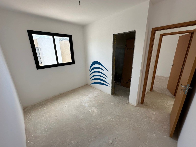 Casa à venda com 3 quartos, 108m² - Foto 10