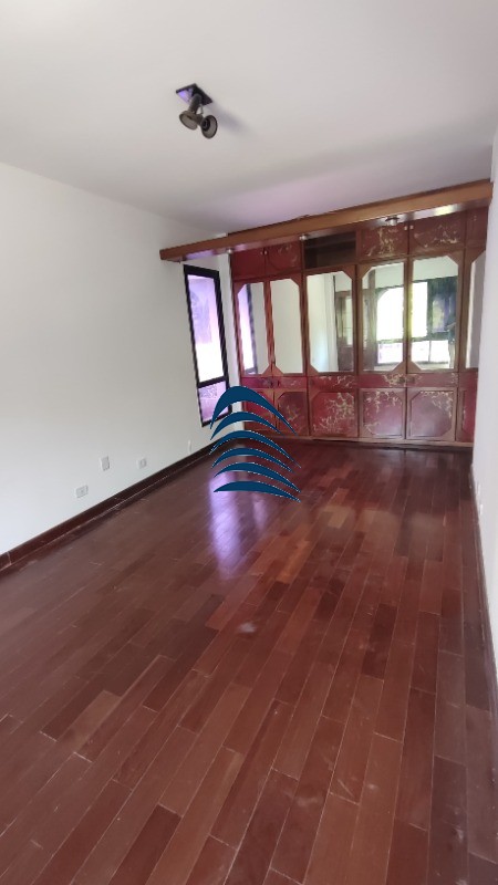 Apartamento à venda com 4 quartos, 211m² - Foto 11