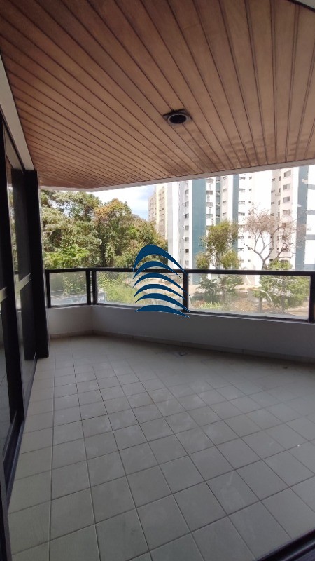 Apartamento à venda com 4 quartos, 211m² - Foto 25