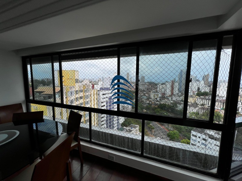 Apartamento à venda com 3 quartos, 200m² - Foto 13