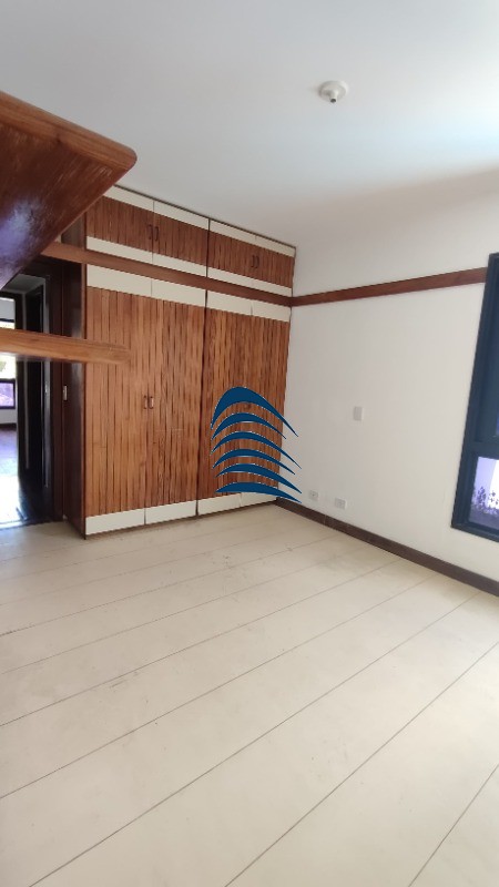 Apartamento à venda com 4 quartos, 211m² - Foto 6