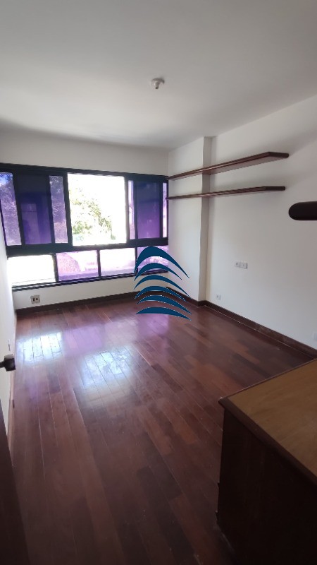 Apartamento à venda com 4 quartos, 211m² - Foto 7