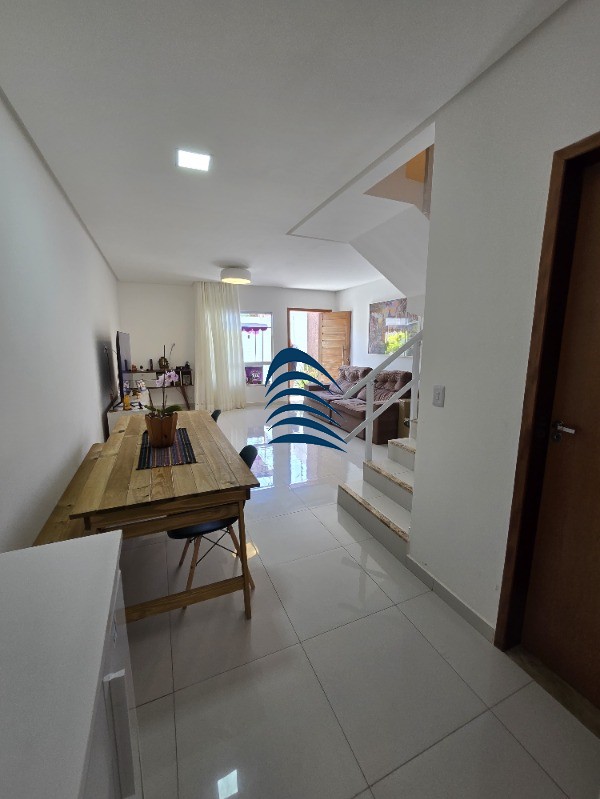 Casa à venda com 4 quartos, 113m² - Foto 11