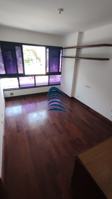 Apartamento à venda com 4 quartos, 211m² - Foto 19