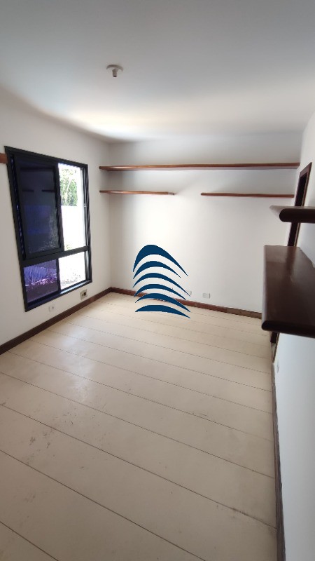 Apartamento à venda com 4 quartos, 211m² - Foto 26