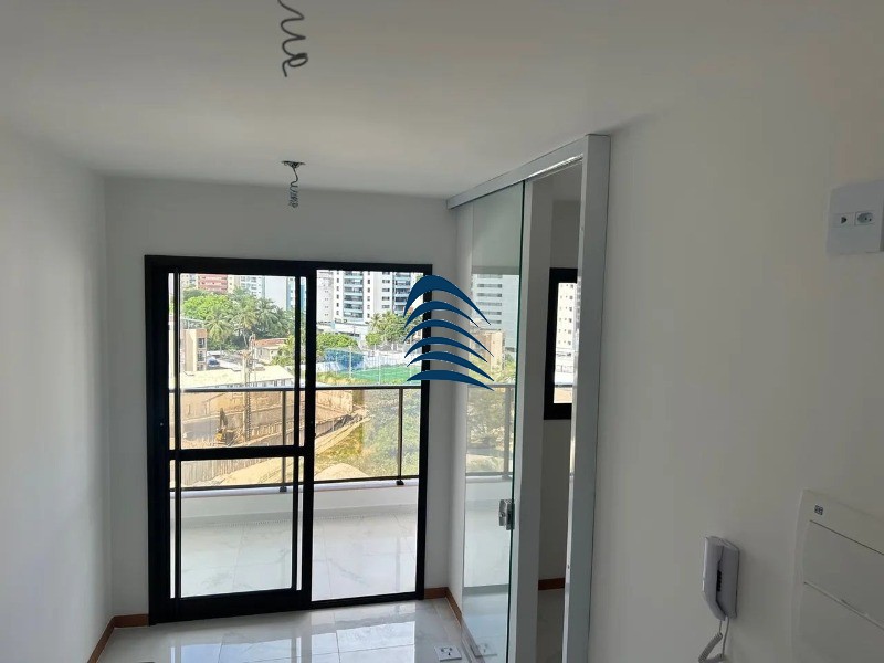 Apartamento à venda com 1 quarto, 27m² - Foto 1