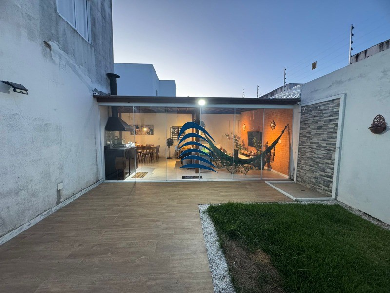 Casa à venda com 4 quartos, 141m² - Foto 37