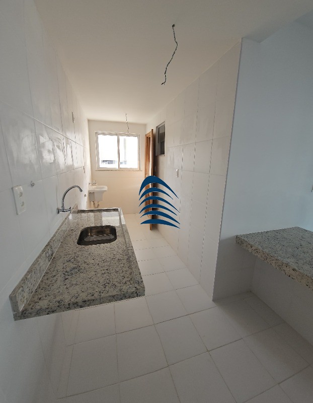 Apartamento à venda com 2 quartos, 79m² - Foto 2