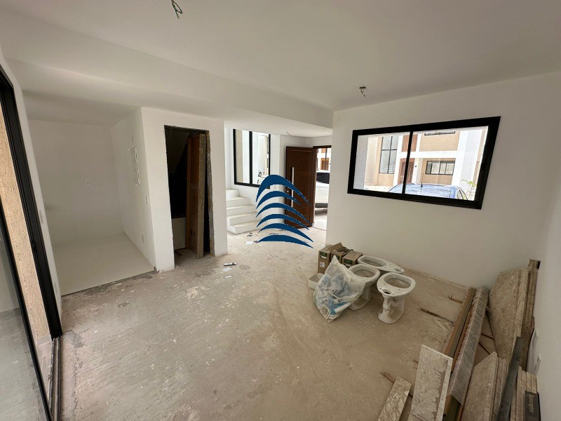 Casa à venda com 3 quartos, 108m² - Foto 8