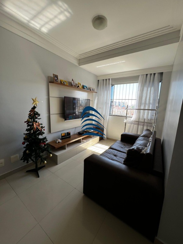 Apartamento à venda com 3 quartos, 61m² - Foto 1