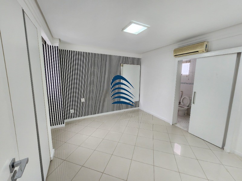 Apartamento à venda com 3 quartos, 127m² - Foto 8