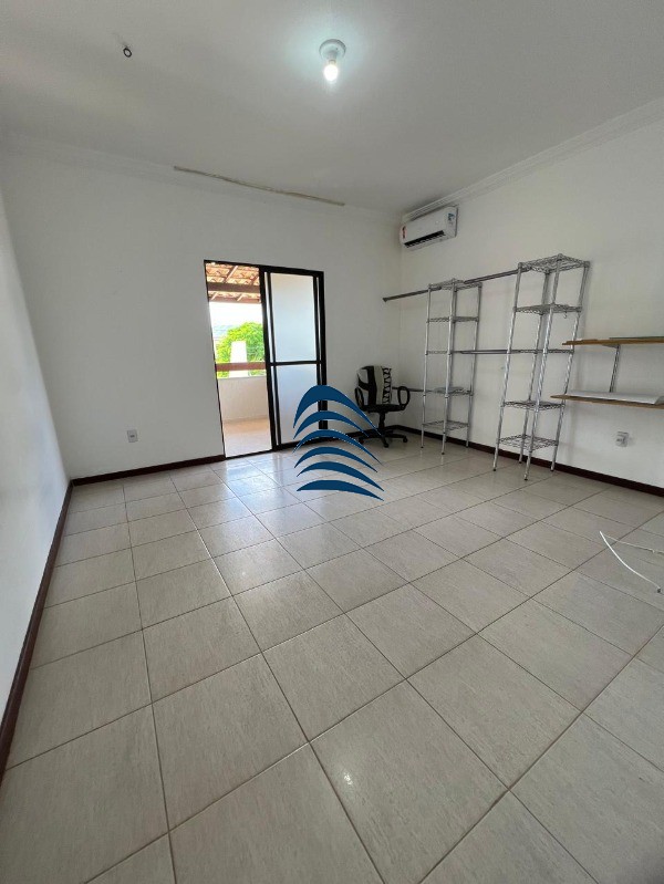 Apartamento à venda com 4 quartos, 270m² - Foto 2