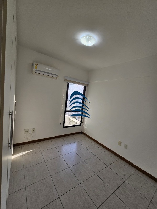 Apartamento à venda com 3 quartos, 107m² - Foto 13