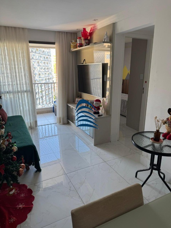 Apartamento à venda com 2 quartos, 60m² - Foto 17