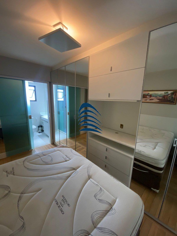 Apartamento à venda com 2 quartos, 84m² - Foto 4