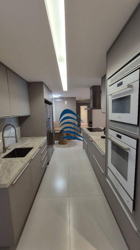 Apartamento à venda com 3 quartos, 250m² - Foto 14