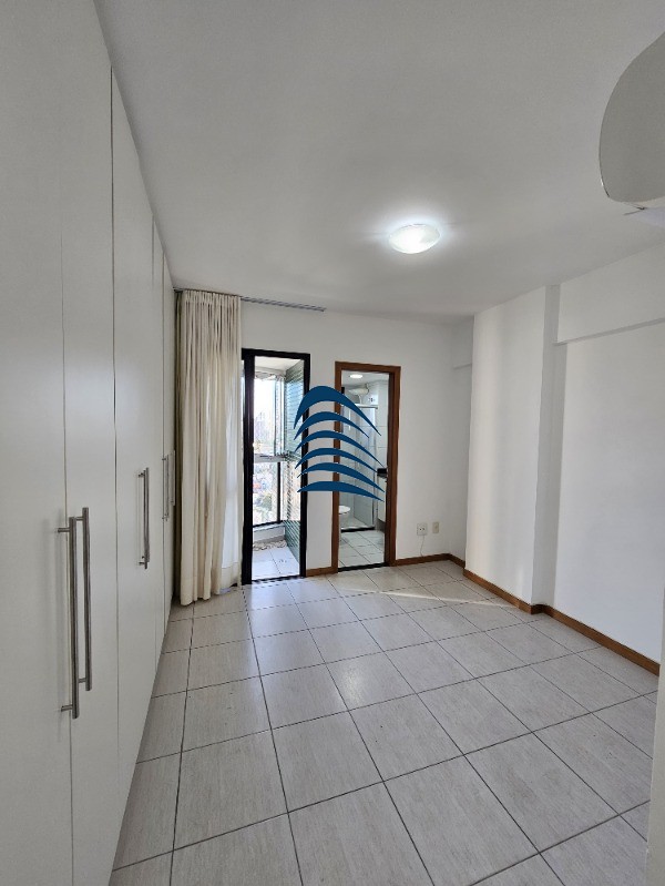 Apartamento à venda com 3 quartos, 107m² - Foto 12