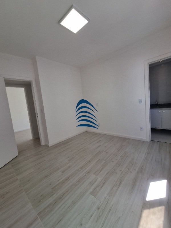 Apartamento à venda com 3 quartos, 94m² - Foto 3