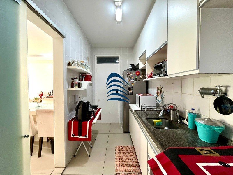 Apartamento à venda com 2 quartos, 80m² - Foto 21