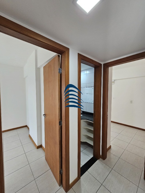 Apartamento à venda com 3 quartos, 107m² - Foto 17