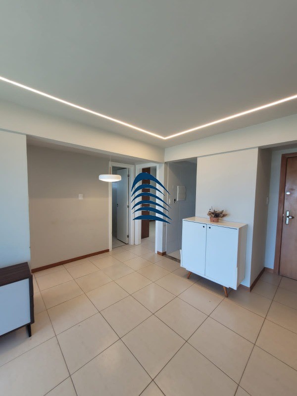 Apartamento à venda com 2 quartos, 62m² - Foto 3