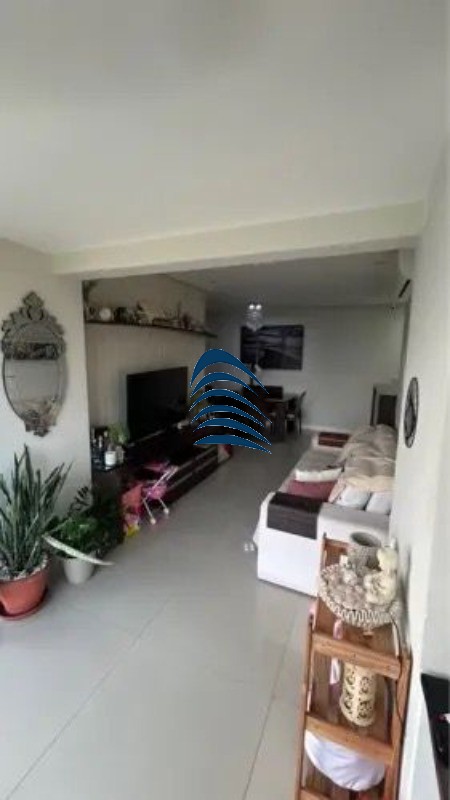 Apartamento à venda com 2 quartos, 74m² - Foto 3