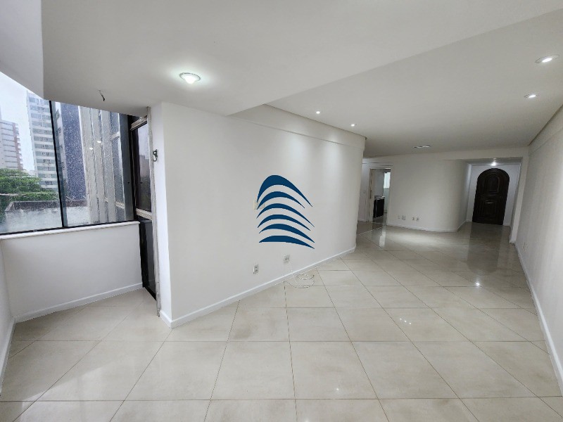 Apartamento à venda com 3 quartos, 127m² - Foto 5