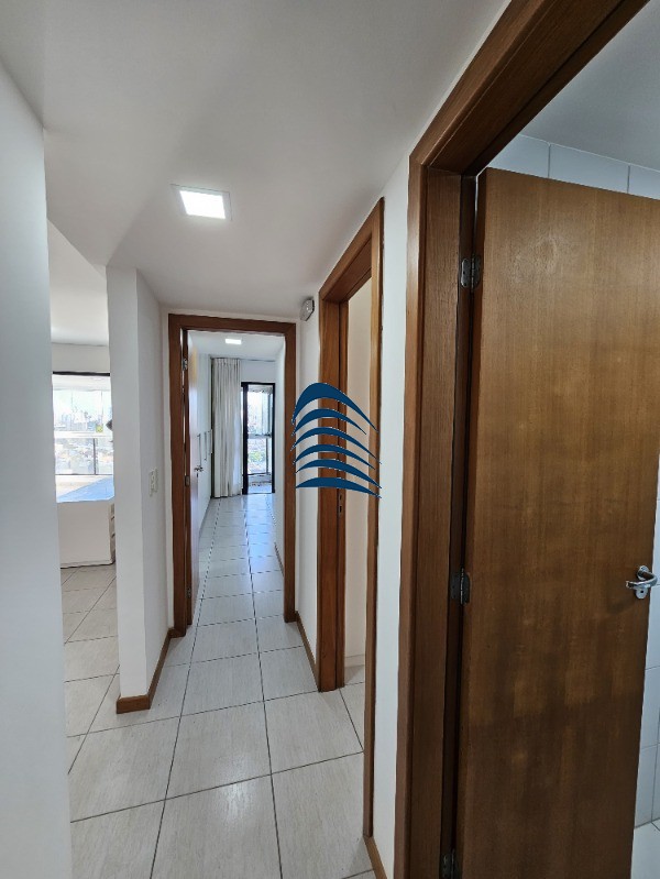 Apartamento à venda com 3 quartos, 107m² - Foto 6