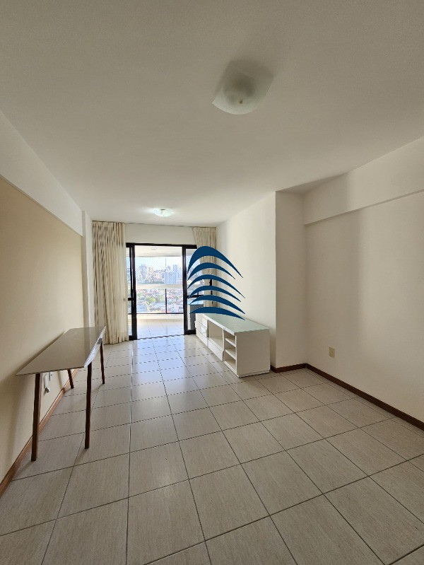 Apartamento à venda com 3 quartos, 107m² - Foto 18