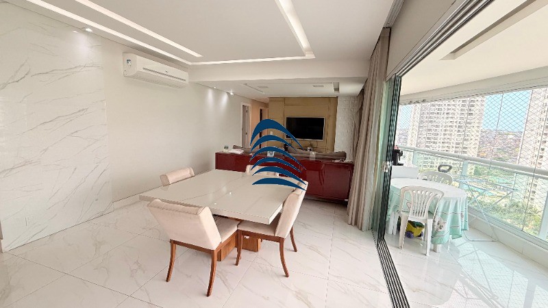 Apartamento à venda com 3 quartos, 143m² - Foto 2