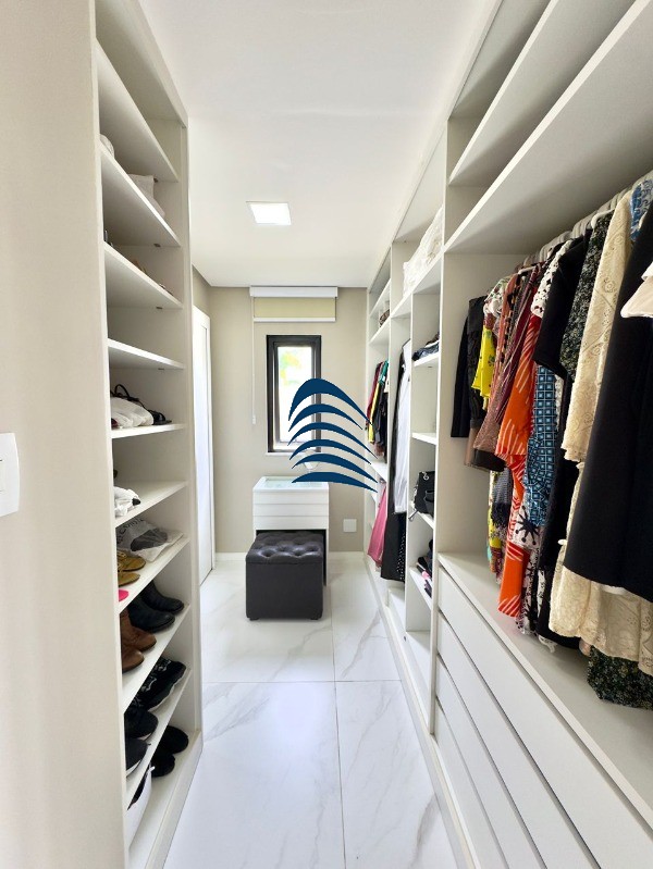 Casa, 3 quartos, 235 m² - Foto 31