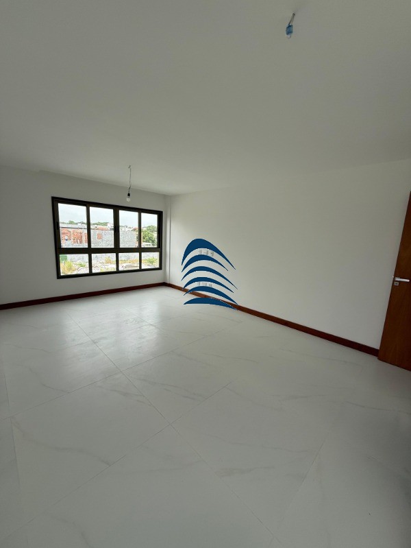 Casa à venda com 5 quartos, 206m² - Foto 13