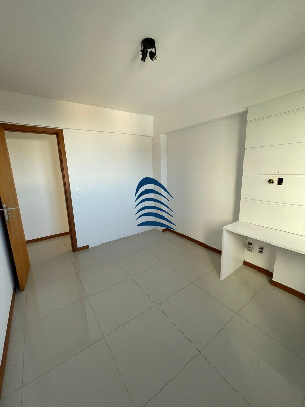 Apartamento à venda com 3 quartos, 105m² - Foto 3