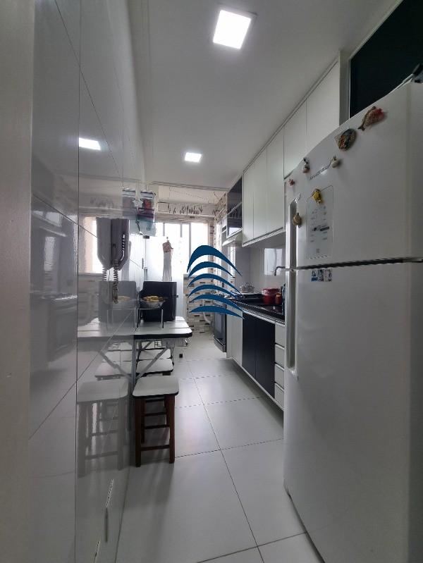 Apartamento à venda com 2 quartos, 54m² - Foto 11