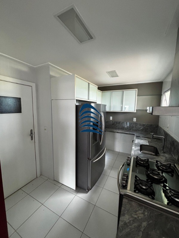 Apartamento à venda com 3 quartos, 116m² - Foto 4