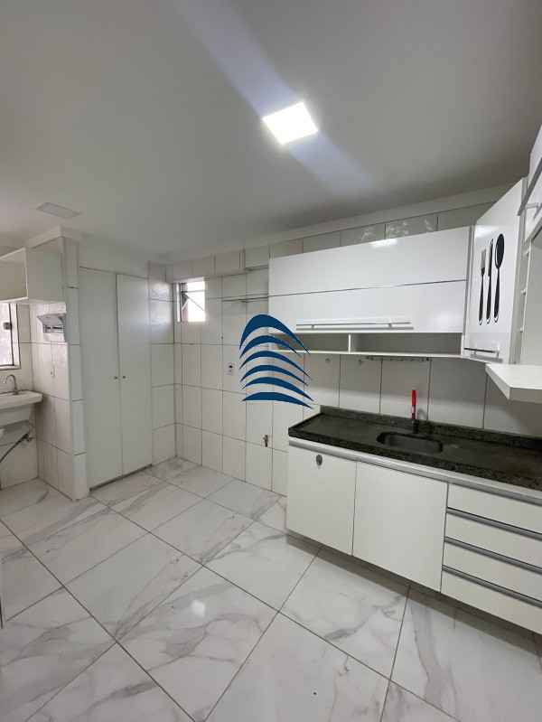 Apartamento à venda com 3 quartos, 70m² - Foto 4