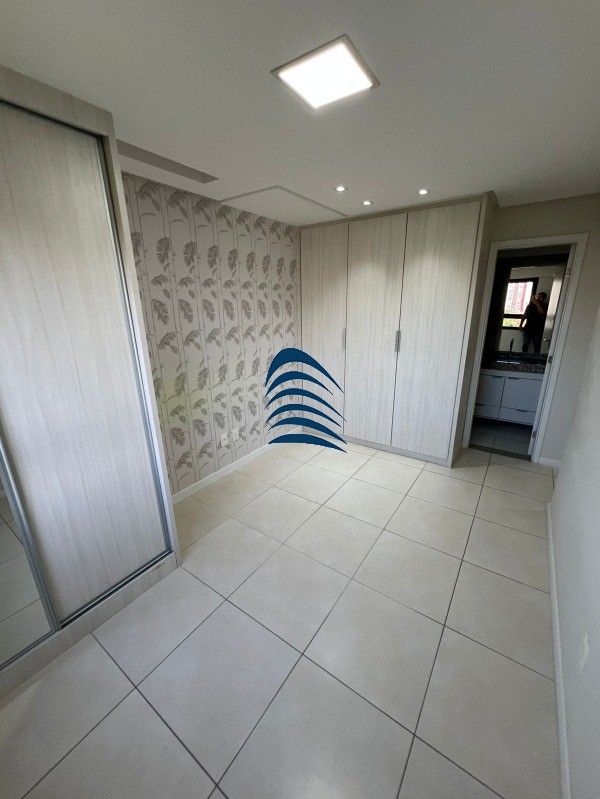 Apartamento à venda com 2 quartos, 67m² - Foto 18