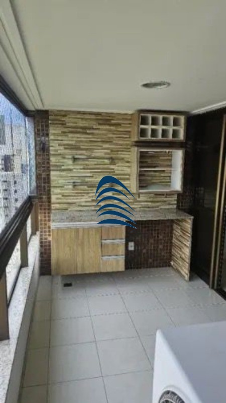 Apartamento à venda com 3 quartos, 94m² - Foto 3