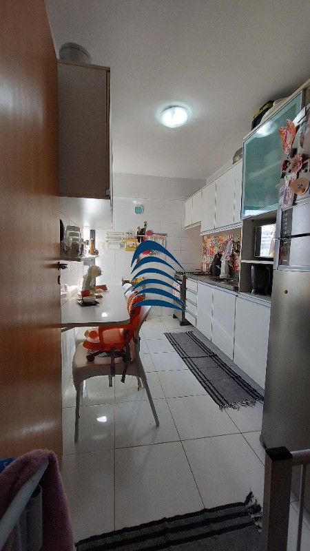 Apartamento à venda com 3 quartos, 87m² - Foto 3