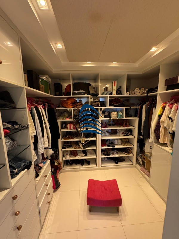 Casa, 4 quartos, 300 m² - Foto 10