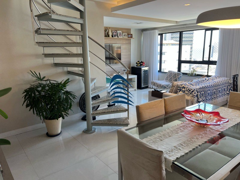 Cobertura, 3 quartos, 211 m² - Foto 4