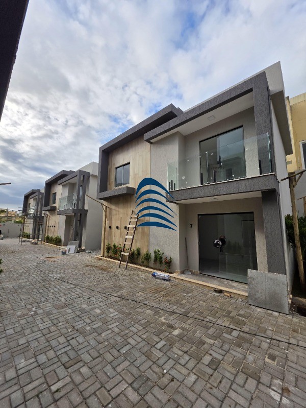 Casa, 4 quartos, 132 m² - Foto 1