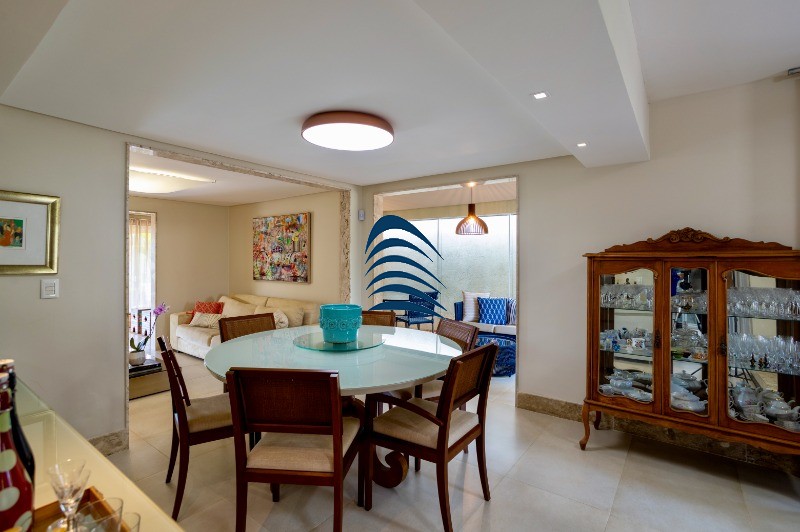 Casa, 4 quartos, 241 m² - Foto 11