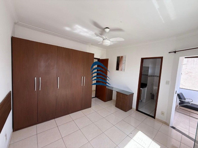 Casa, 3 quartos, 300 m² - Foto 2