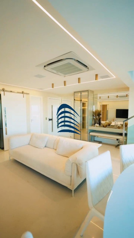 Cobertura, 3 quartos, 226 m² - Foto 2