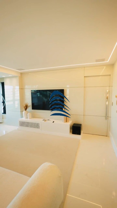 Cobertura, 3 quartos, 226 m² - Foto 3